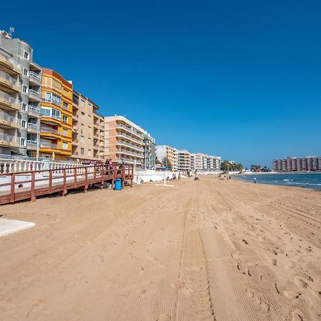 Amarillo Soleado Lejlighed Torrevieja Eksteriør billede