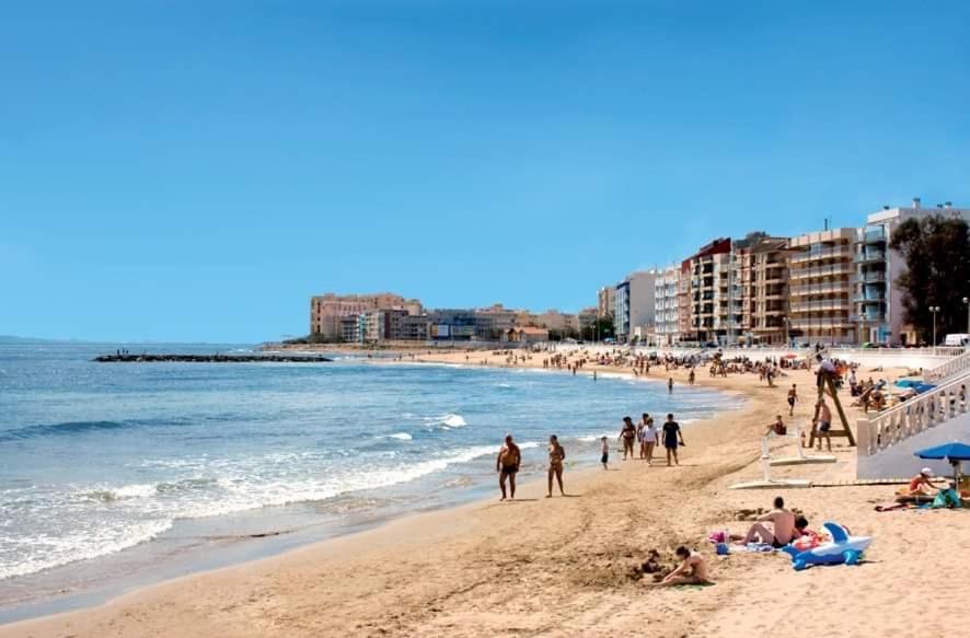 Amarillo Soleado Lejlighed Torrevieja Eksteriør billede